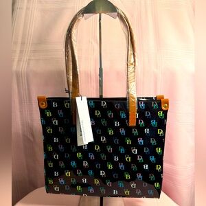 NWT Dooney and Bourke Vinyl Tote Bag